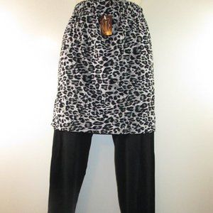 Bossani Skeggings Skirt & Leggings Animal Print/Black, One Size Regular Fits